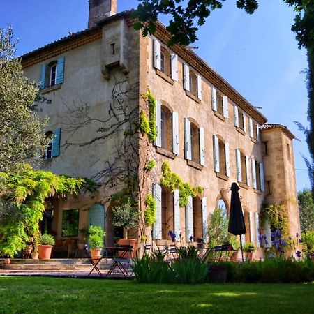 Bed and Breakfast La Bastide Des Grands Chenes Lambesc Esterno foto