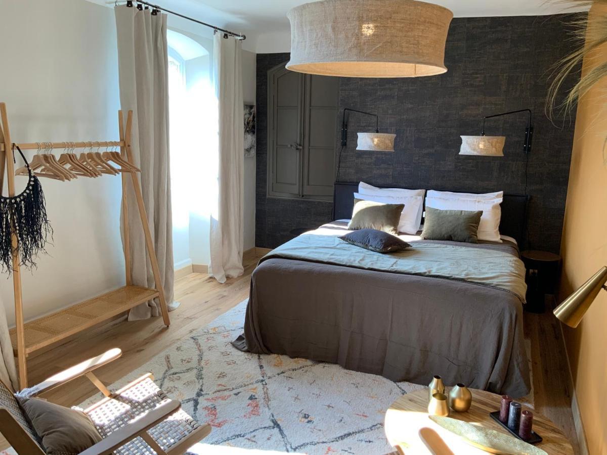 Bed and Breakfast La Bastide Des Grands Chenes Lambesc Esterno foto
